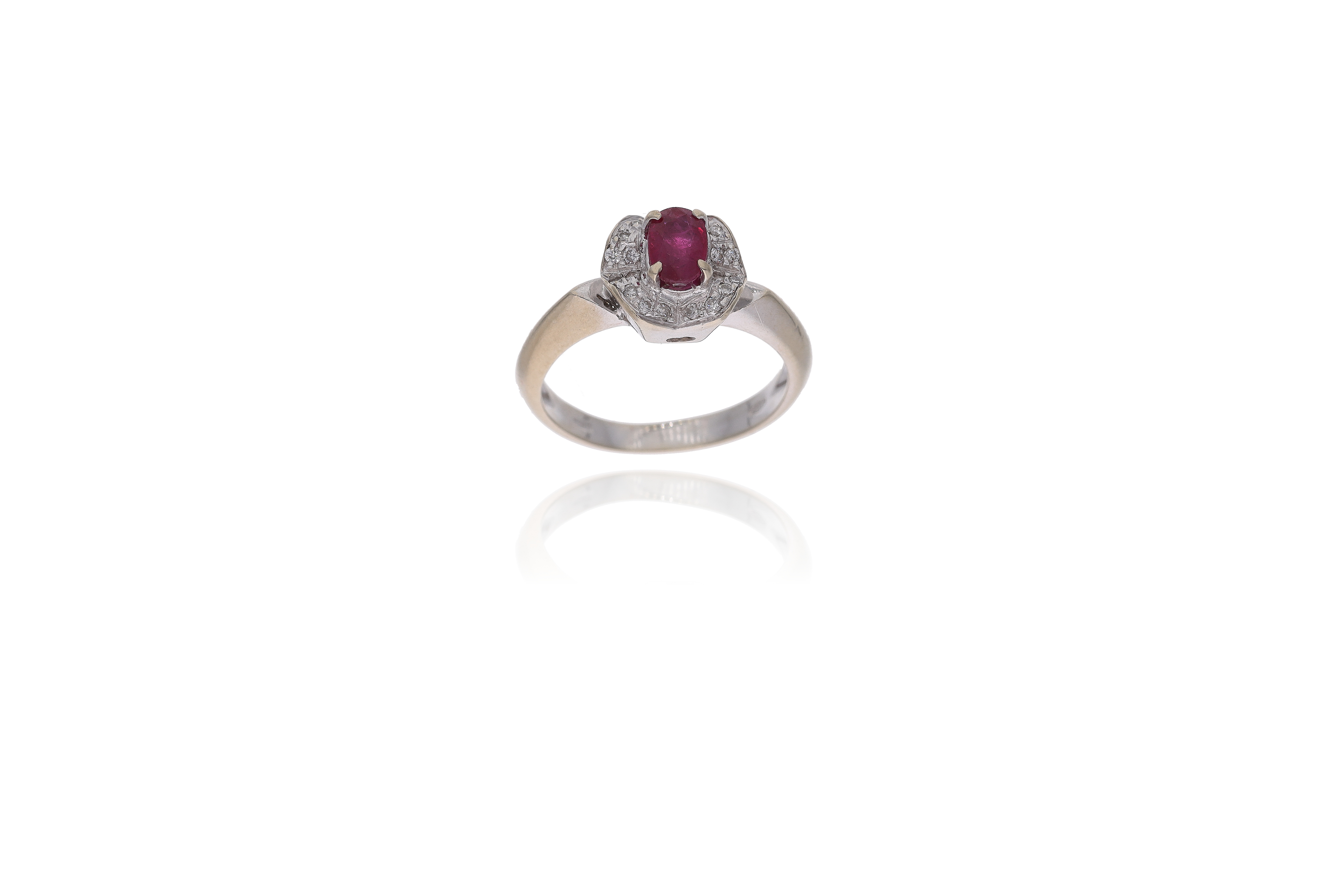 Anello con diamanti e pietra - Asta Preziosi