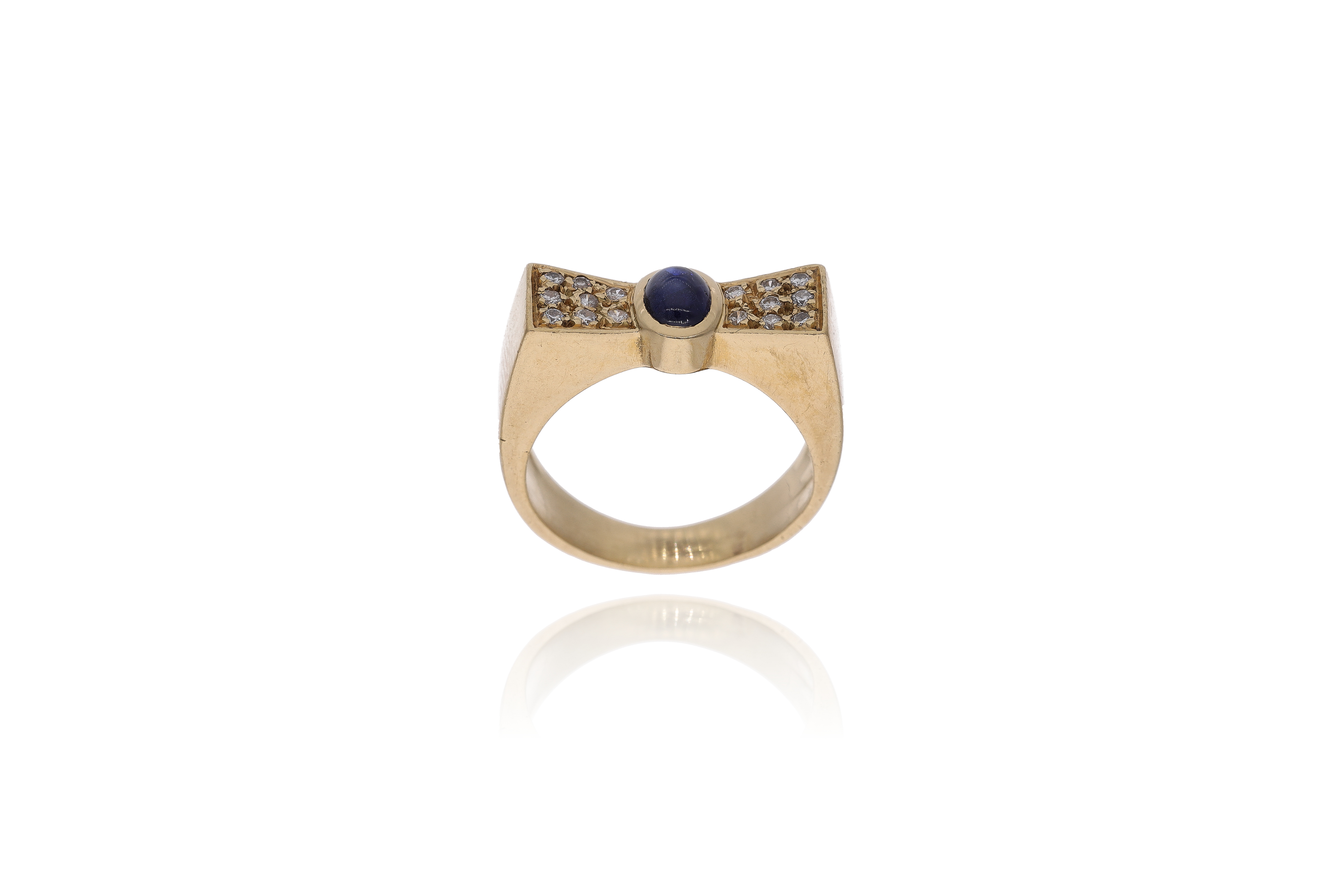 Anello con diamanti e zaffiro - Asta Preziosi