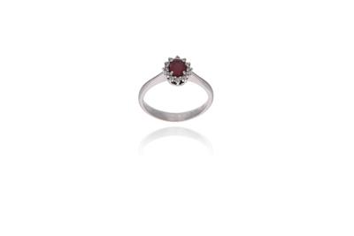 Anello con diamanti e pietra - Asta Preziosi