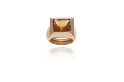 Anello con quarzo - Asta Preziosi