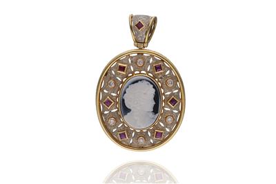 Spilla/ciondolo con diamanti, rubini e cammeo su pietra - Asta Preziosi Spilla/ciondolo con diamanti, rubini e cammeo su pietra - Asta Preziosi