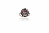 Anello con rubino e diamanti - Asta Preziosi Anello con rubino e diamanti - Asta Preziosi