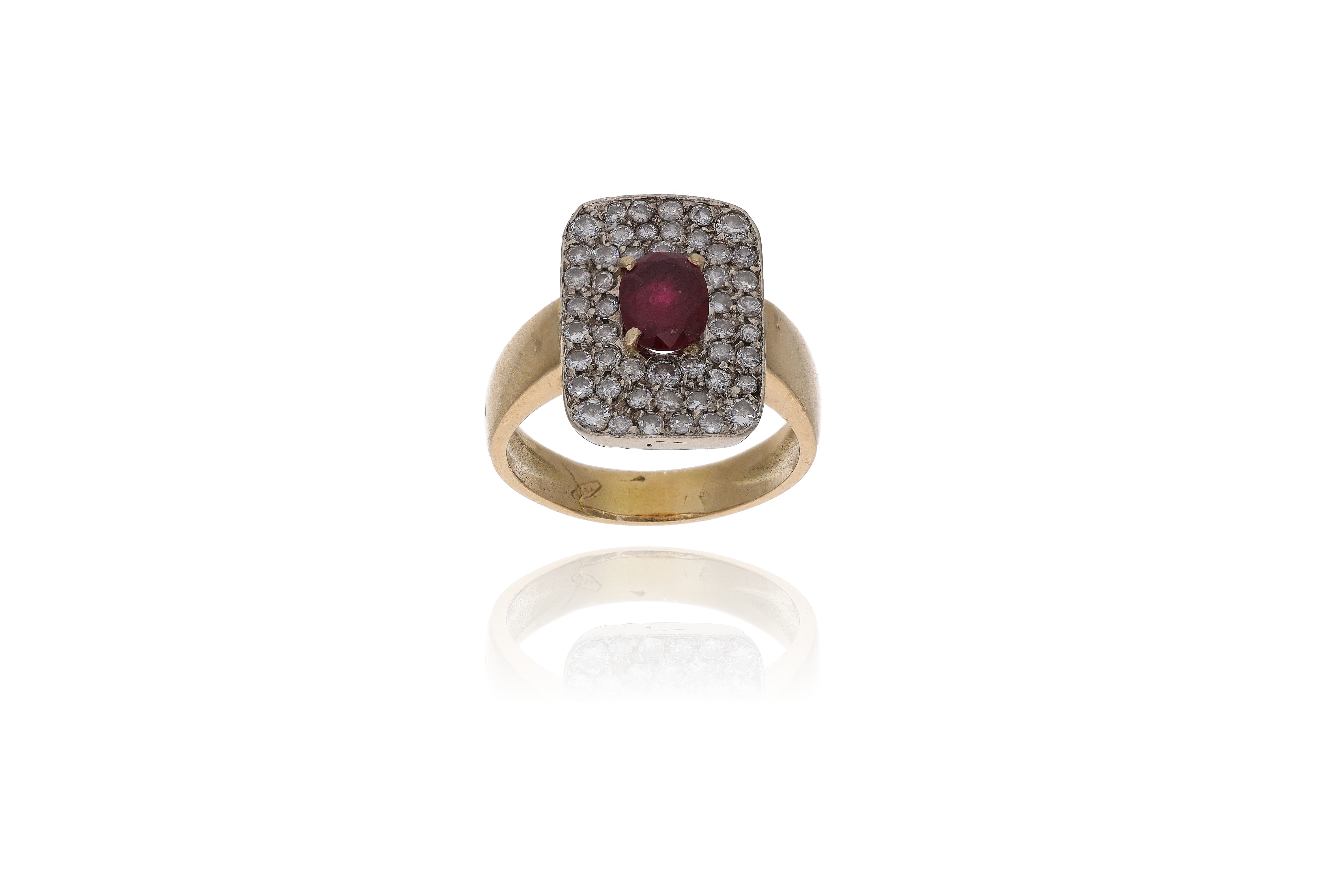 Anello con diamanti e rubino - Asta Preziosi