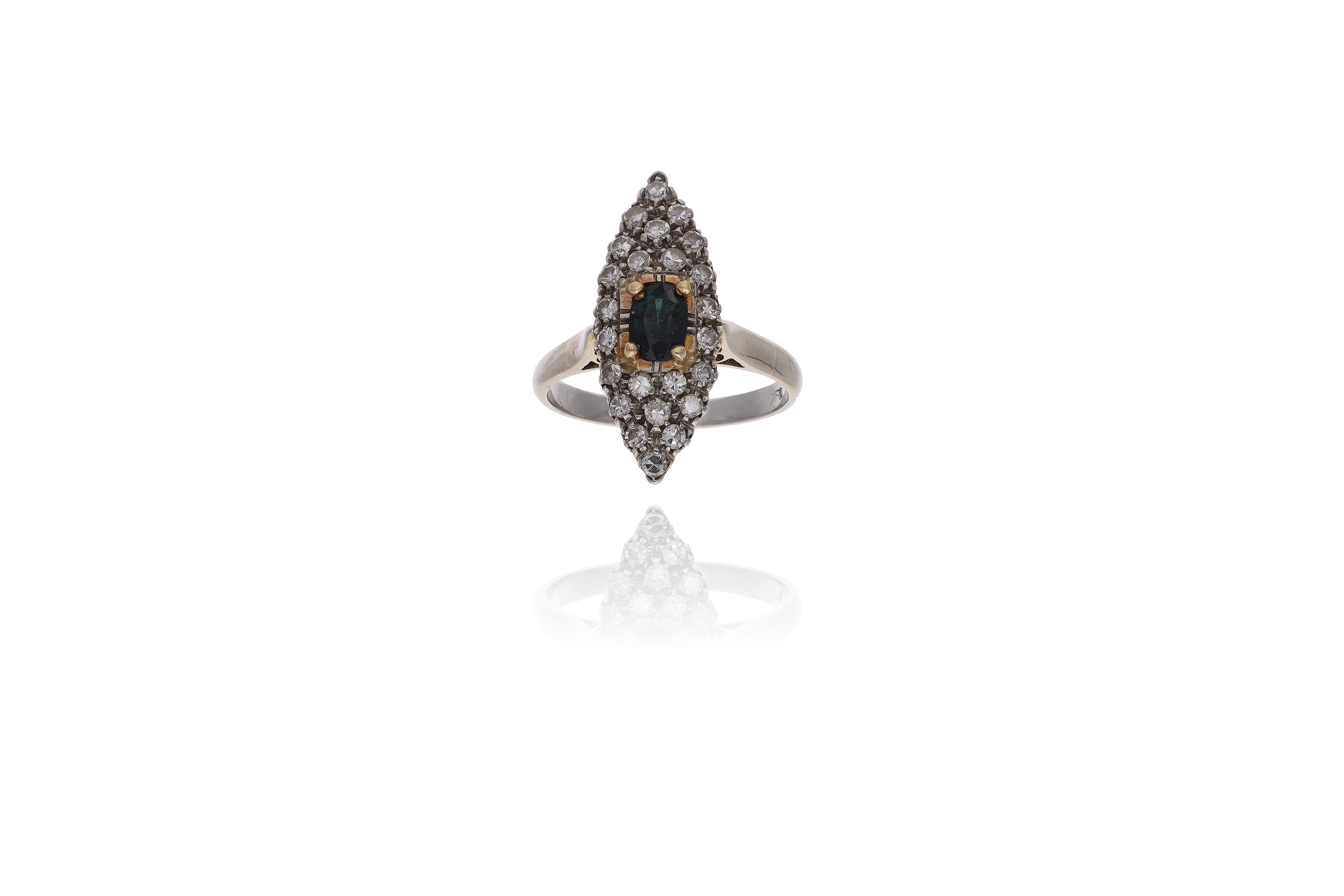 Anello con zaffiro e diamanti - Asta Preziosi