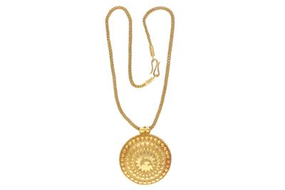 Collana e ciondolo in oro - Asta Preziosi
