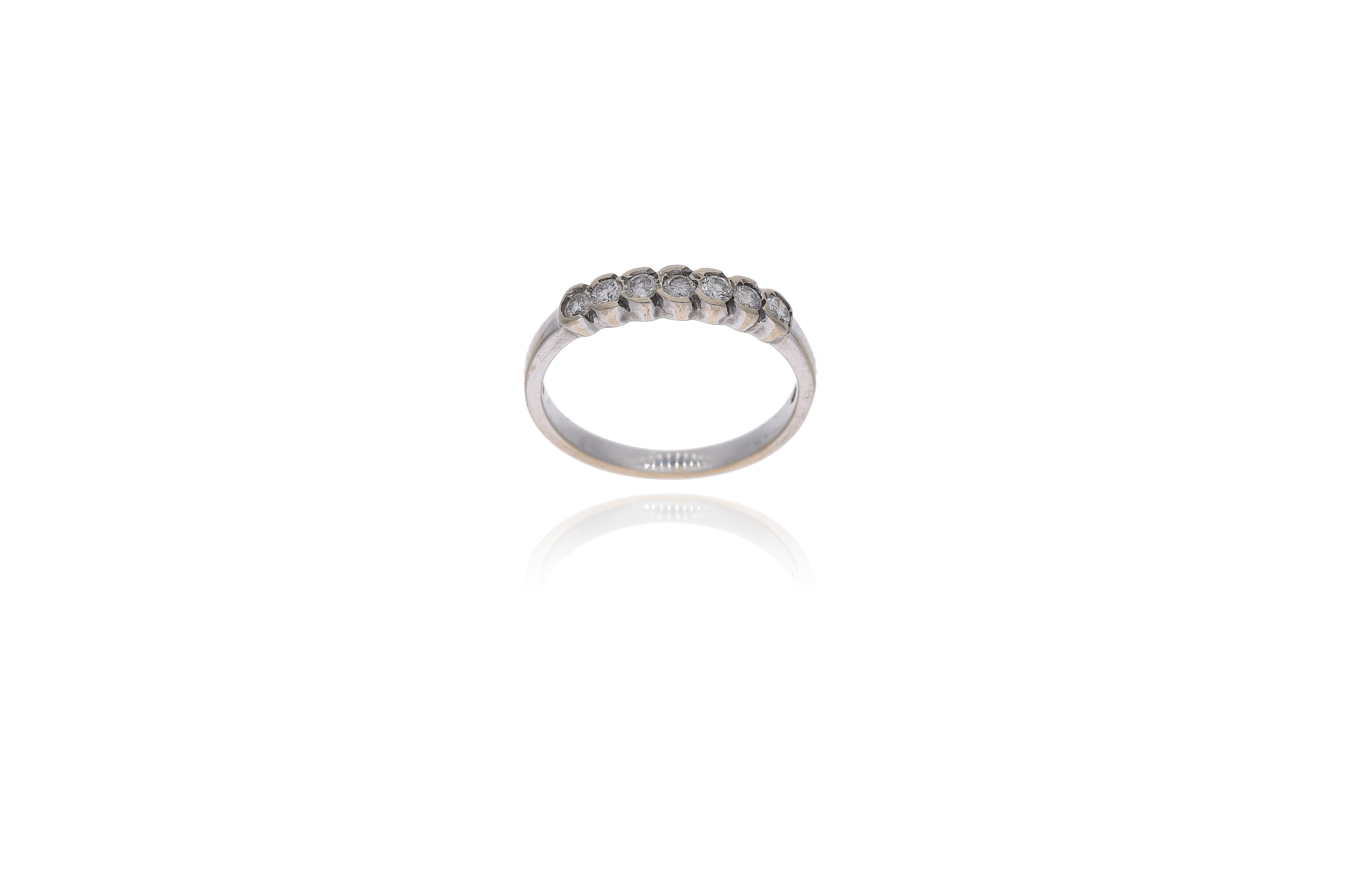 Anello con diamanti - Asta Preziosi