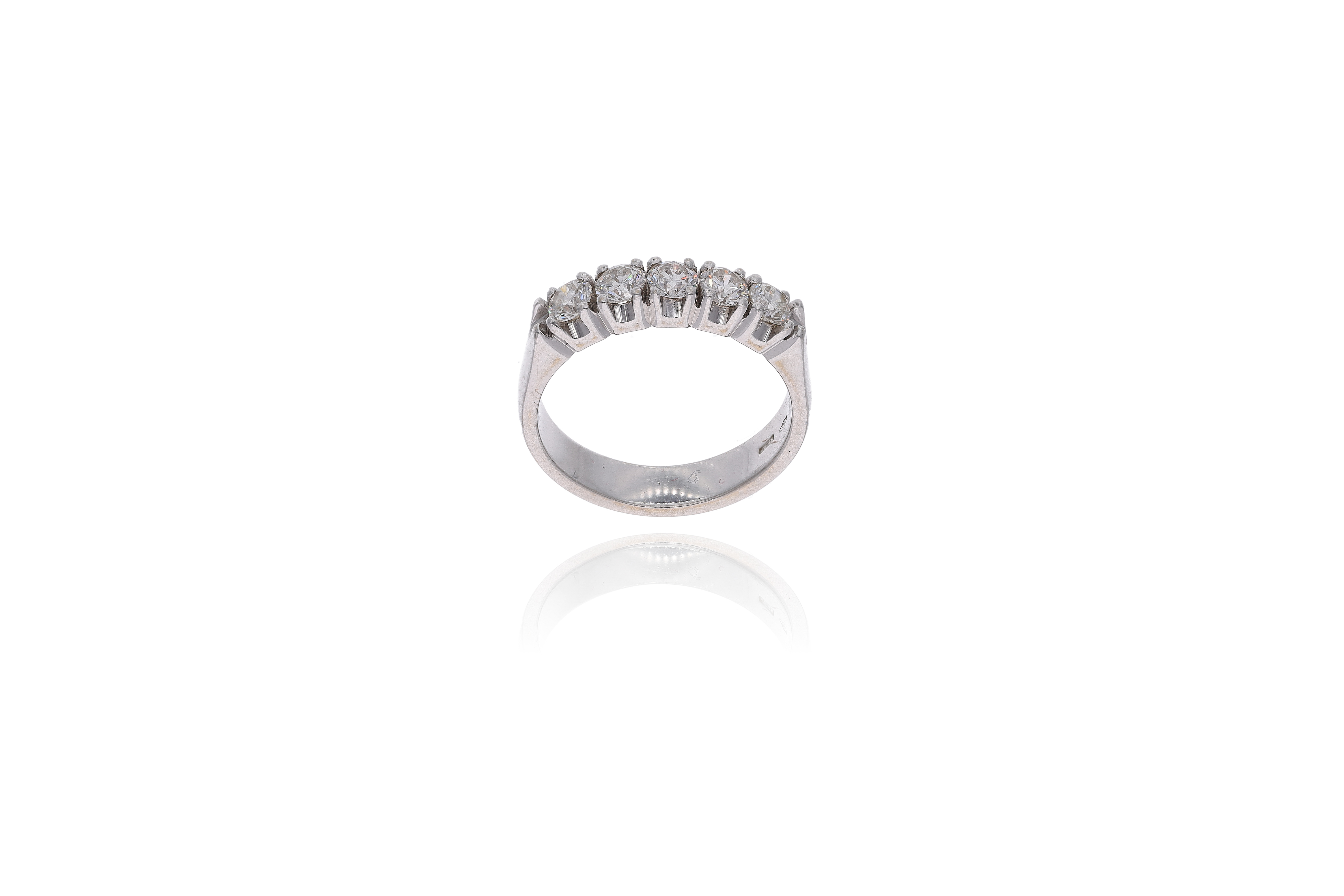 Anello con diamanti - Asta Preziosi