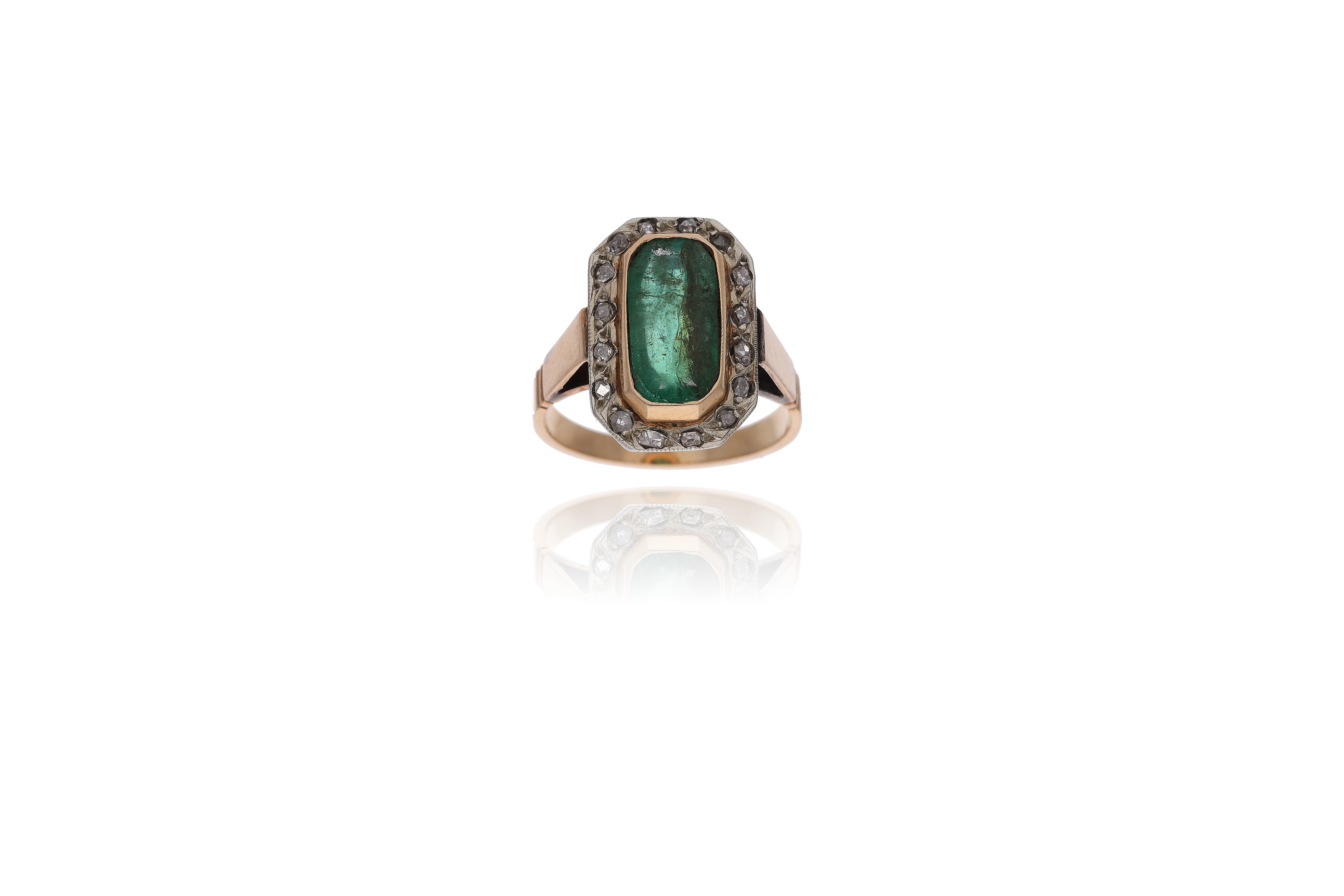 Anello con diamanti e smeraldo - Asta Preziosi