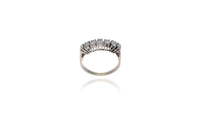 Anello con diamanti - Asta Preziosi Anello con diamanti - Asta Preziosi