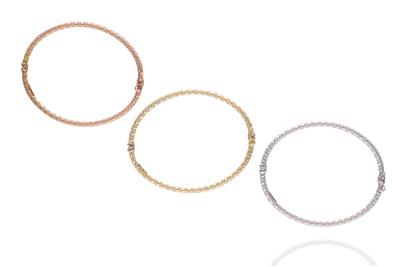 Tre bracciali in oro - Asta Preziosi