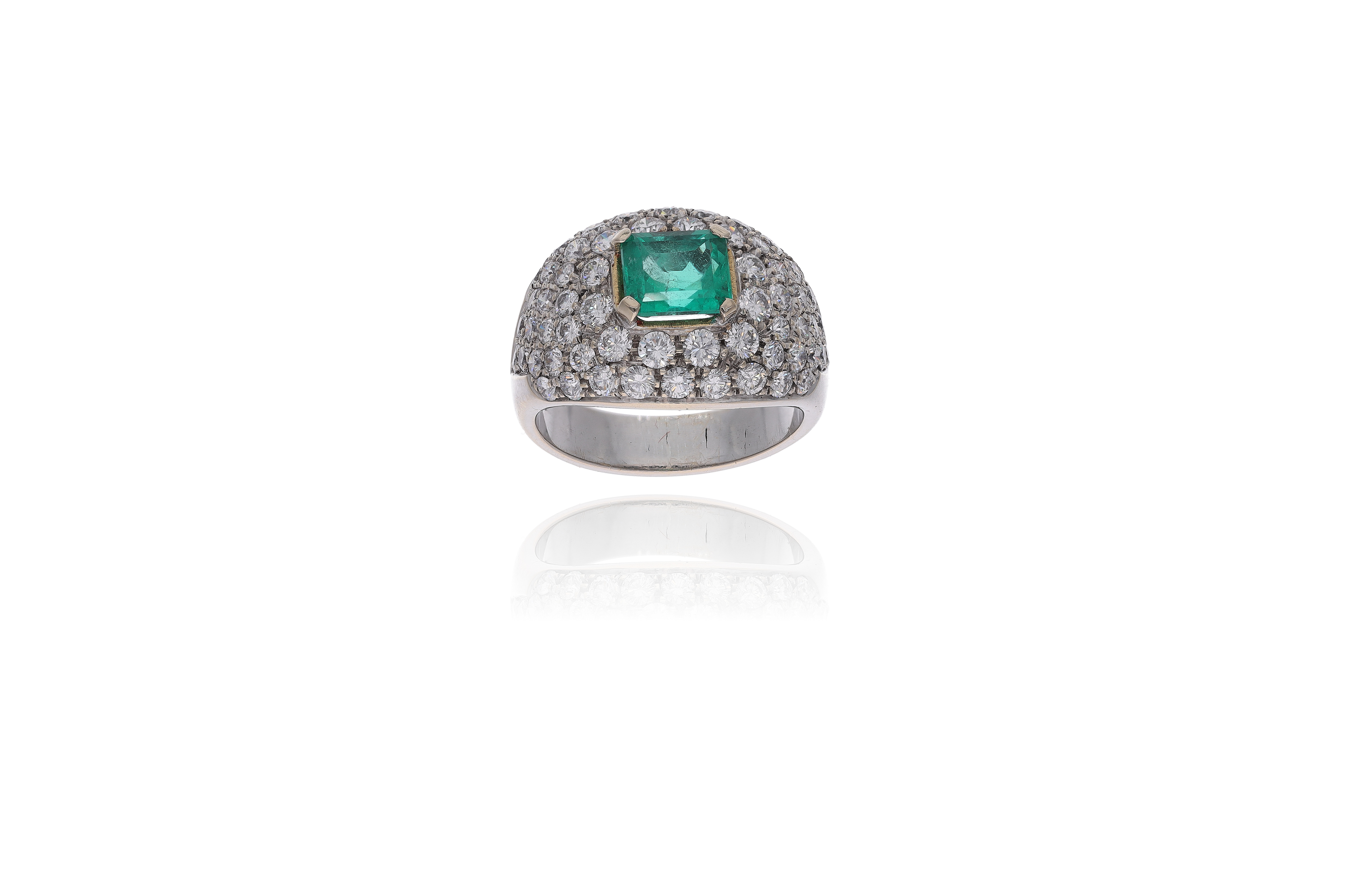 Anello con smeraldo e diamanti - Asta Preziosi