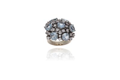 Anello con acquemarine e diamanti - Asta Preziosi Anello con acquemarine e diamanti - Asta Preziosi