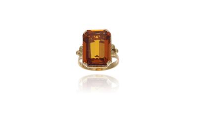 Anello con pietra - Asta Preziosi