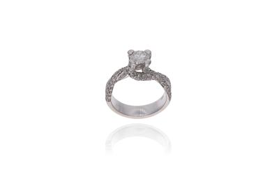 Anello con diamanti - 