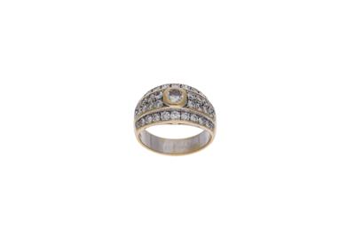 Anello con diamanti - 