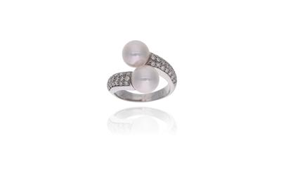 Anello con perle e diamanti - 