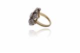 Anello con diamanti - 