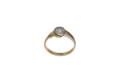 Anello con diamante - 