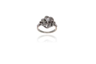 Anello con diamanti - 