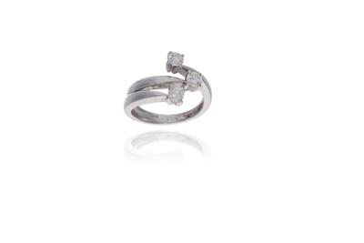 Anello con diamanti - 