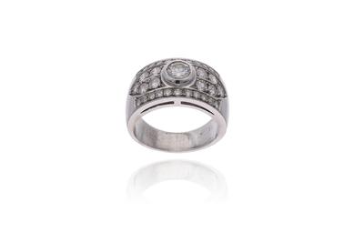 Anello con diamanti - Asta Preziosi