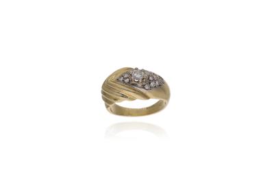 Anello con diamanti - 