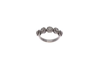 Giorgio Visconti, anello con diamanti - Asta Preziosi