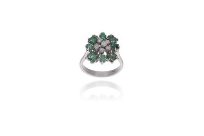Anello con smeraldi e diamanti - Asta Preziosi