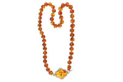 Collana con ambra - Asta Preziosi Collana con ambra - Asta Preziosi