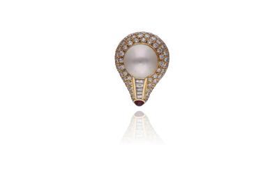 Orecchino con perla, diamanti e rubino - Asta Preziosi Orecchino con perla, diamanti e rubino - Asta Preziosi