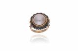 Parure anello, ciondolo e orecchini con perle e diamanti - Asta Preziosi Parure anello, ciondolo e orecchini con perle e diamanti - Asta Preziosi