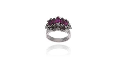 Anello con diamanti e rubini e pietre - Asta Preziosi