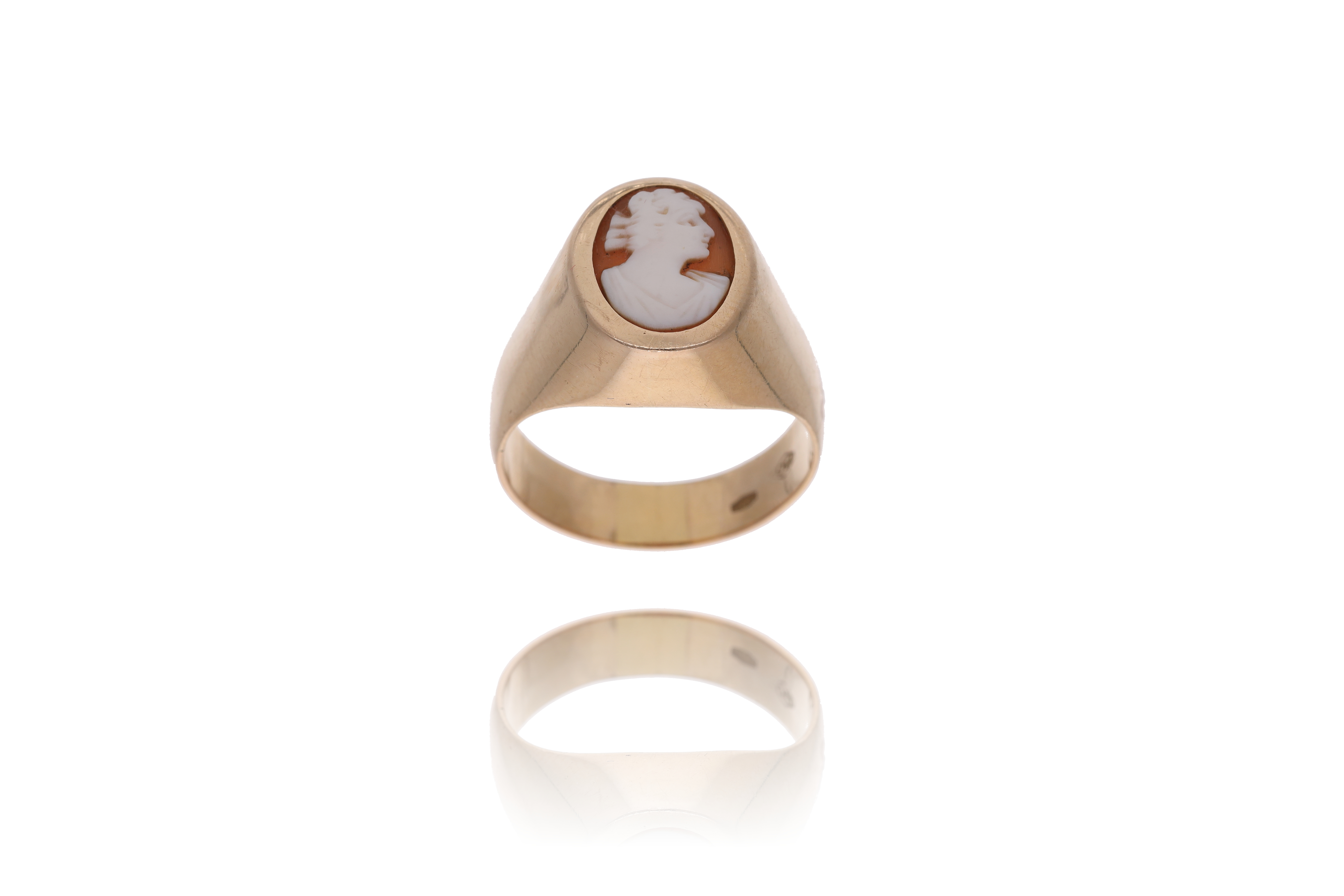 Anello con cammeo - Asta Preziosi