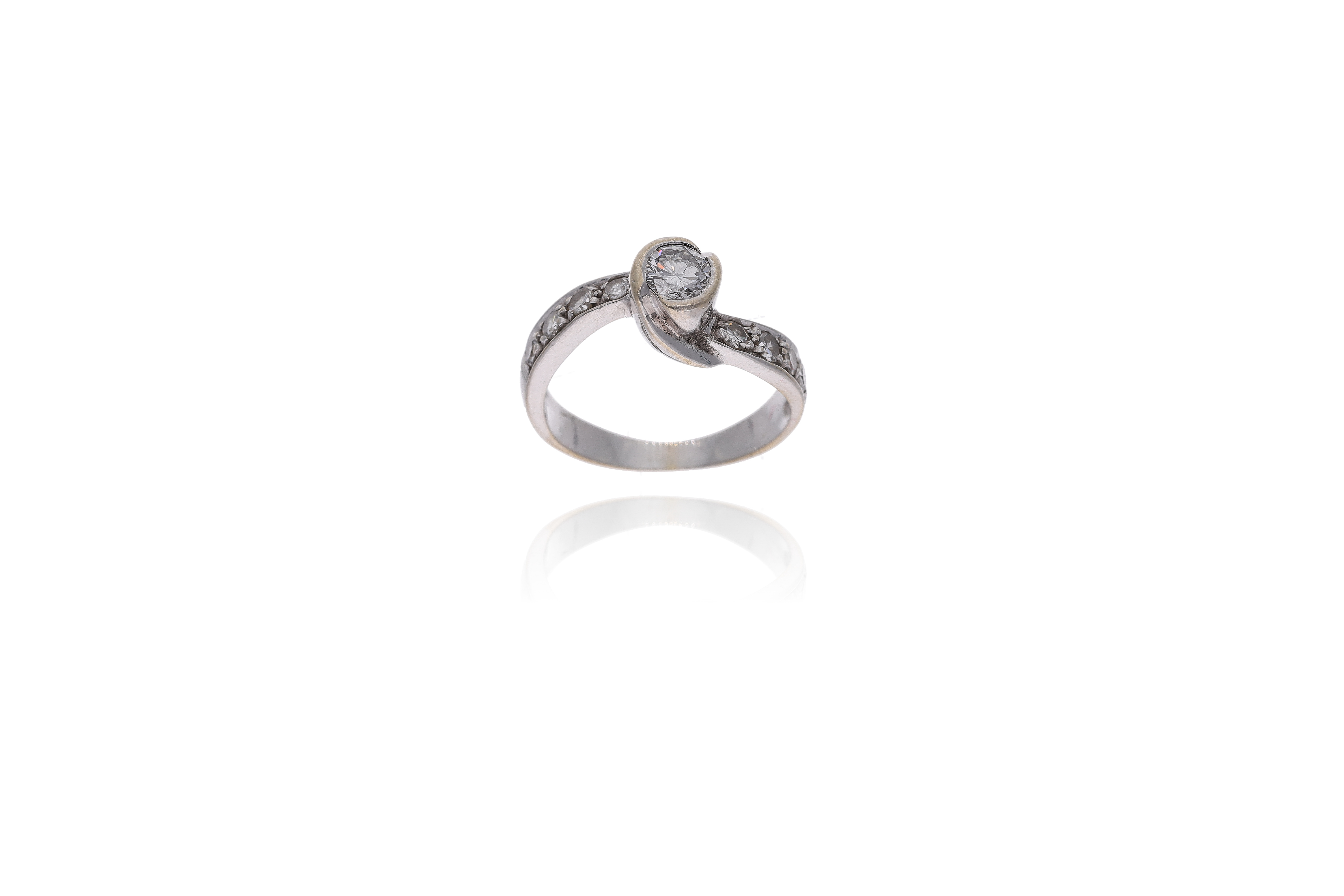 Anello con diamanti - Asta Preziosi