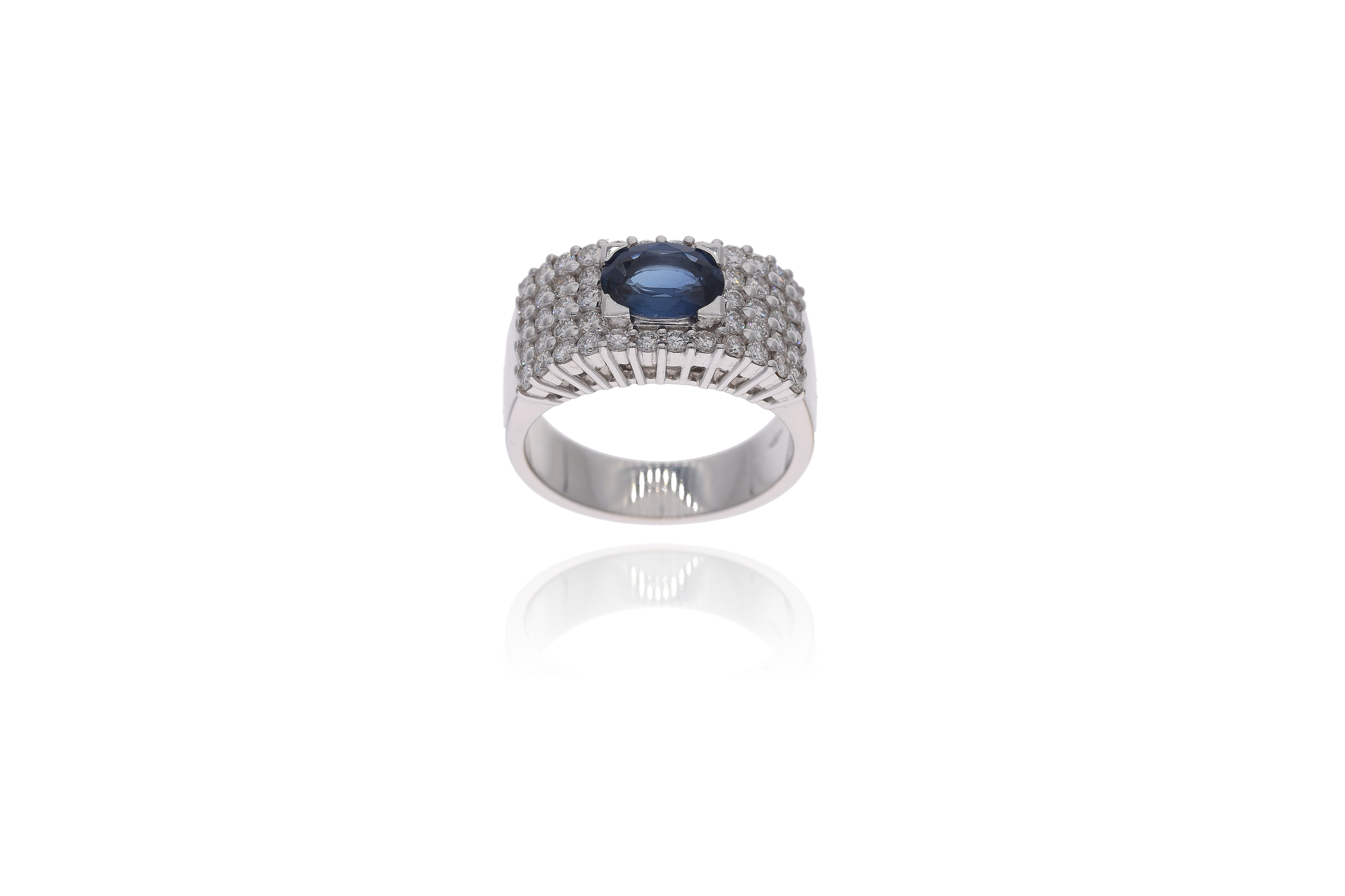 Anello con zaffiro e diamanti - Asta Preziosi