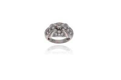 Anello con diamanti - Asta Preziosi