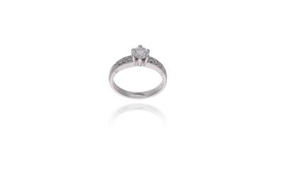 Anello con diamanti - Asta Preziosi