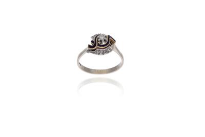 Anello con diamanti e smalto - Asta Preziosi