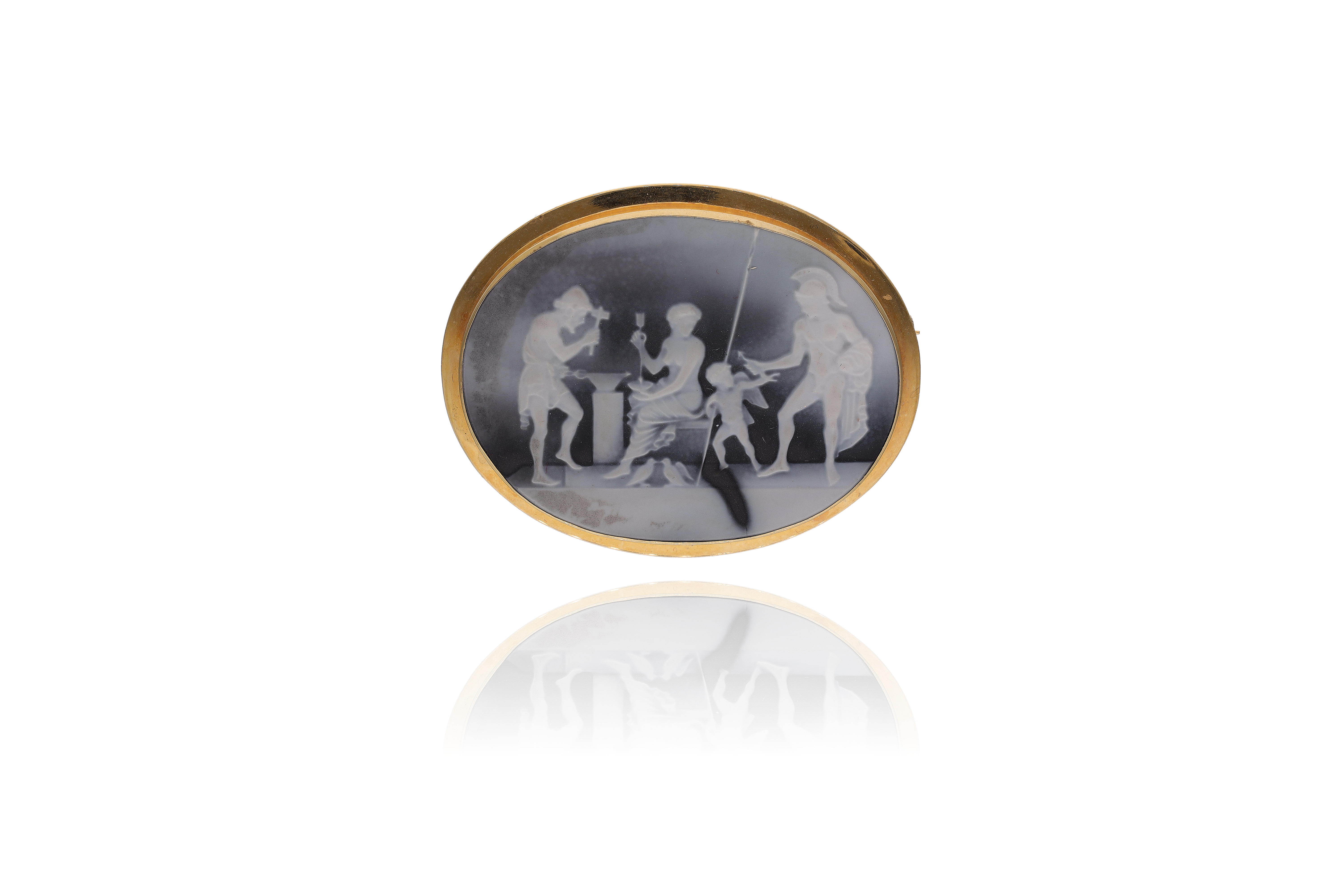 Spilla con cammeo su pietra - Asta Preziosi