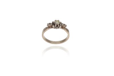 Anello con diamanti - Asta Preziosi