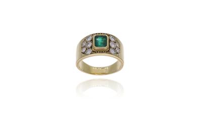 Anello con smeraldo e diamanti - Asta Preziosi