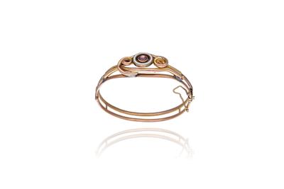 Bracciale con pietra e smalti - Asta Preziosi