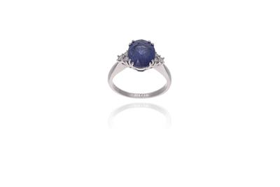 Anello con pietra e diamanti - Asta Preziosi Anello con pietra e diamanti - Asta Preziosi