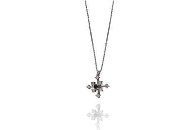 Collana con ciondolo zaffiro e diamanti - Asta Preziosi Collana con ciondolo zaffiro e diamanti - Asta Preziosi