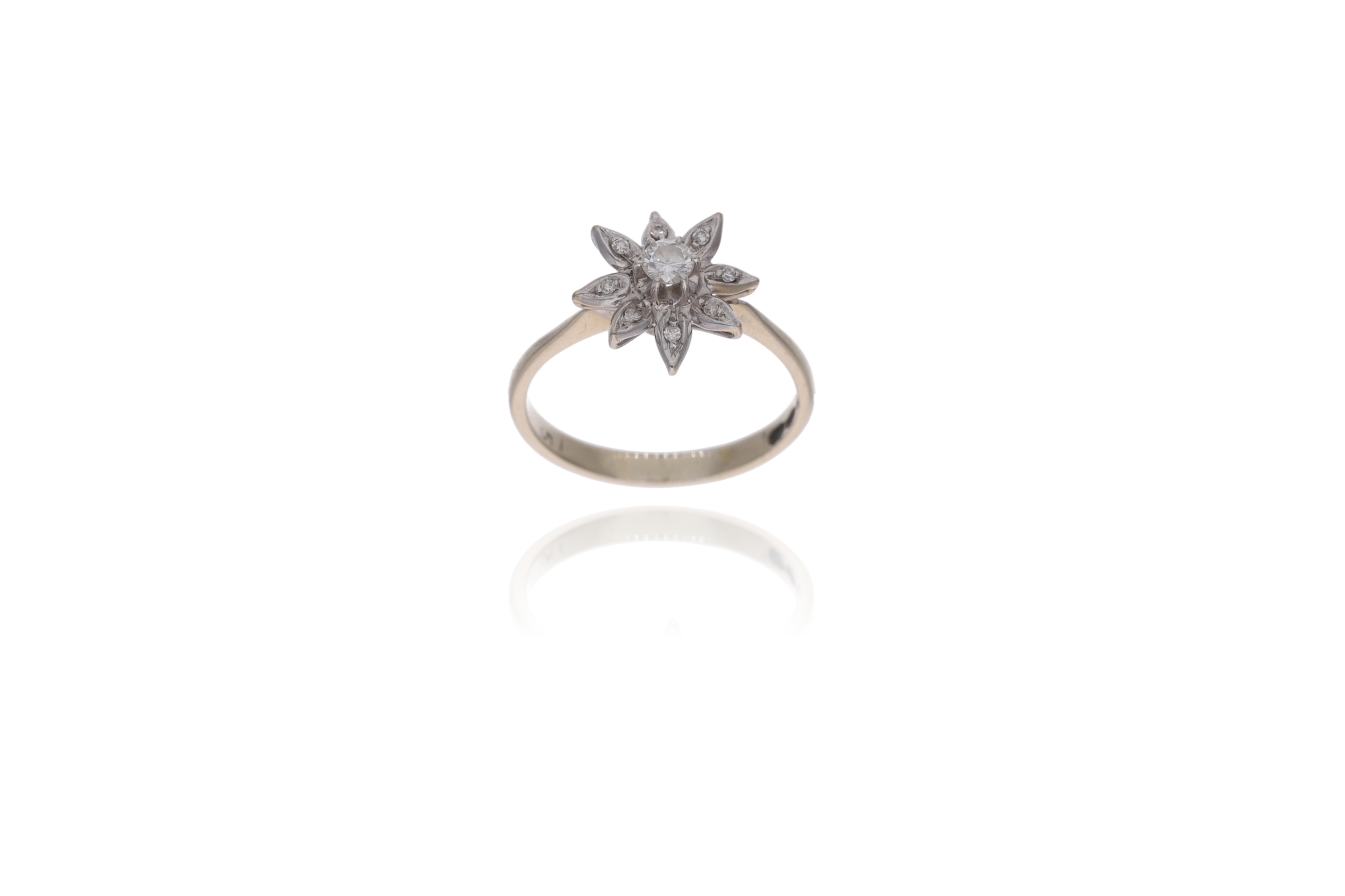 Anello con diamanti - Asta Preziosi