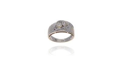 Anello con diamanti - Asta Preziosi