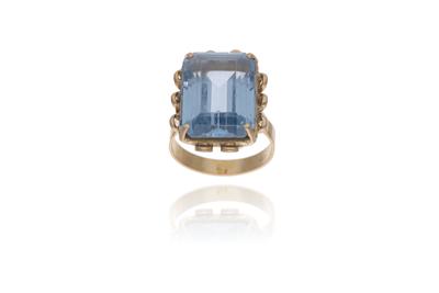 Anello con pietra - Asta Preziosi