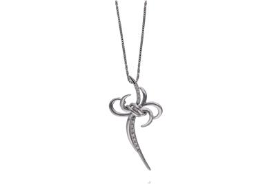 Collana e ciondolo con diamanti - Asta Preziosi Collana e ciondolo con diamanti - Asta Preziosi