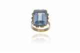 Anello con pietra - Asta Preziosi