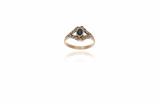 Anello con diamanti e zaffiro - Asta Preziosi Anello con diamanti e zaffiro - Asta Preziosi